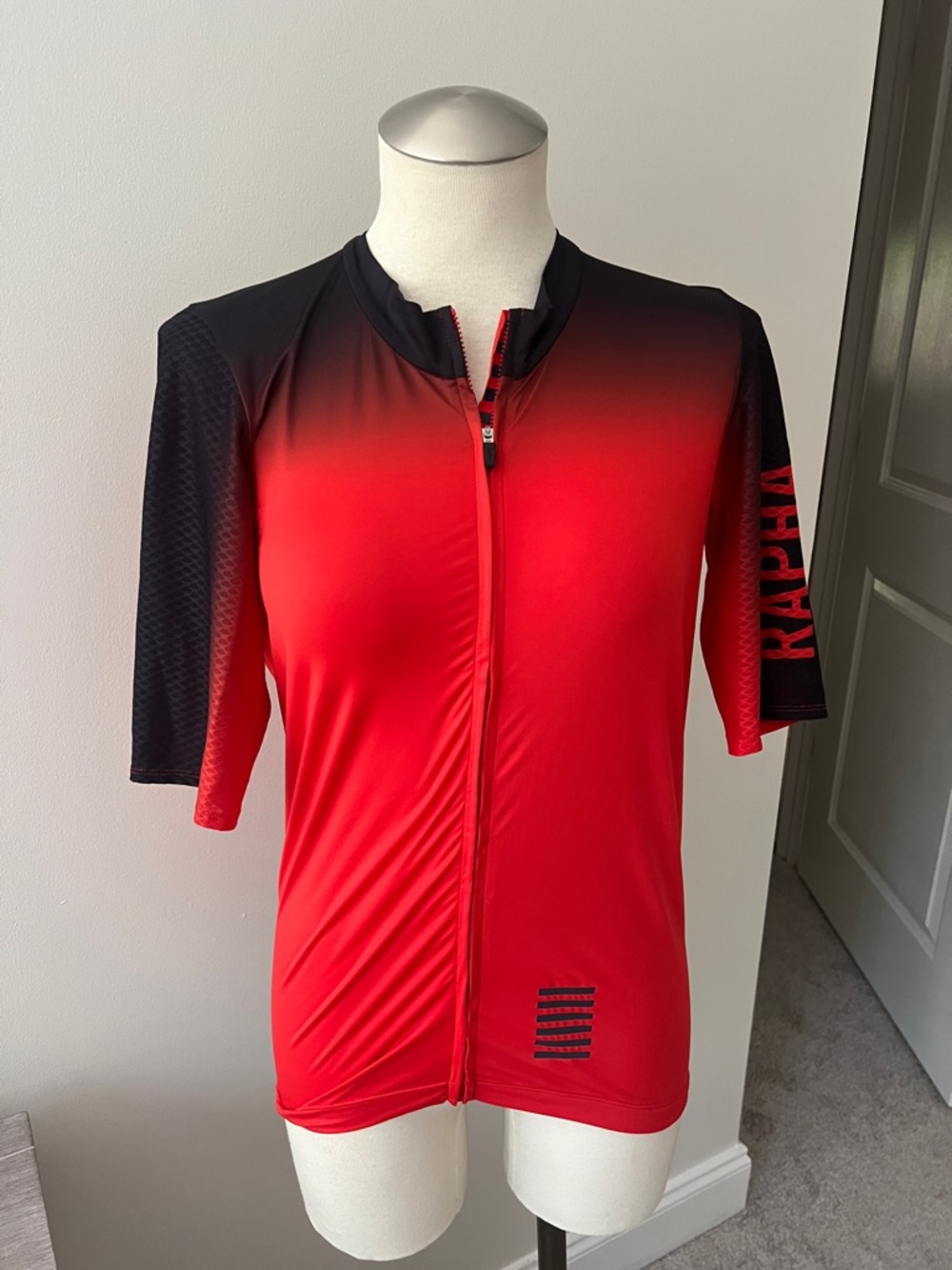 Rapha Red to Black Gradient Short-Sleeve Cycling Jersey